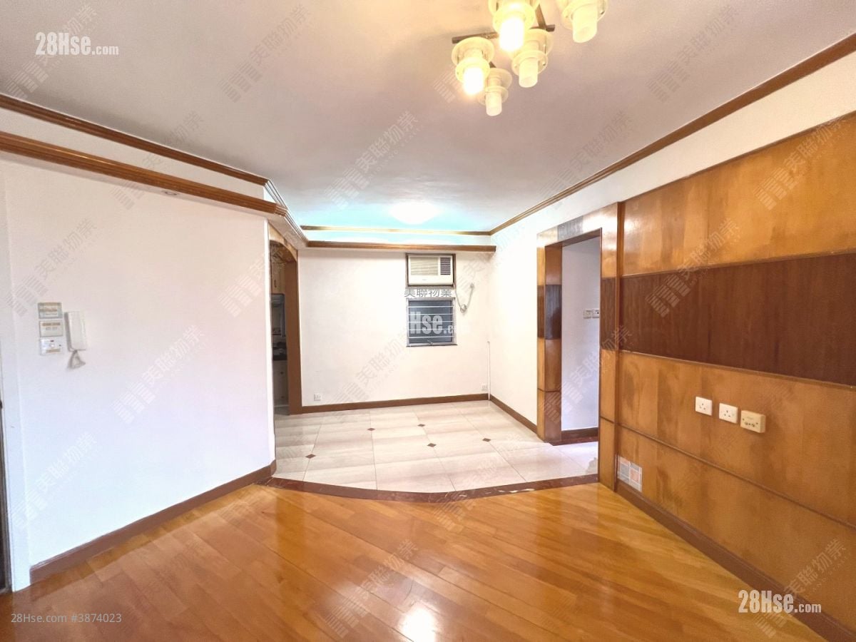Sceneway Garden Sell 2 Bedrooms , 1 Bathroom 537 ft²