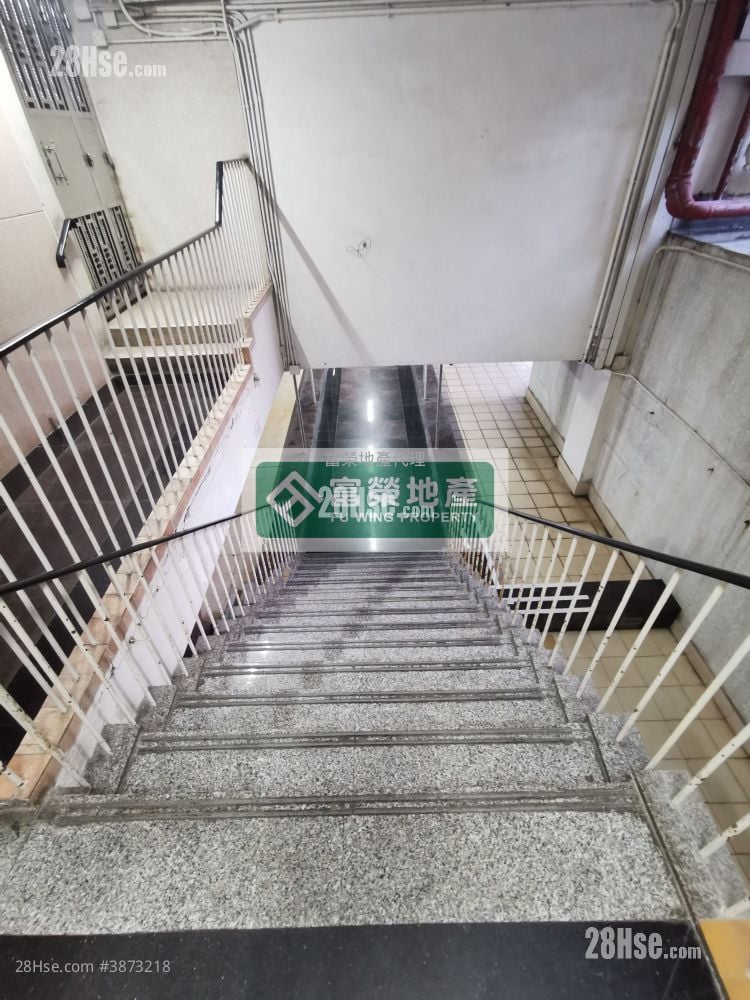 得寶大廈 售盤 2 房 , 1 浴室 407 平方呎