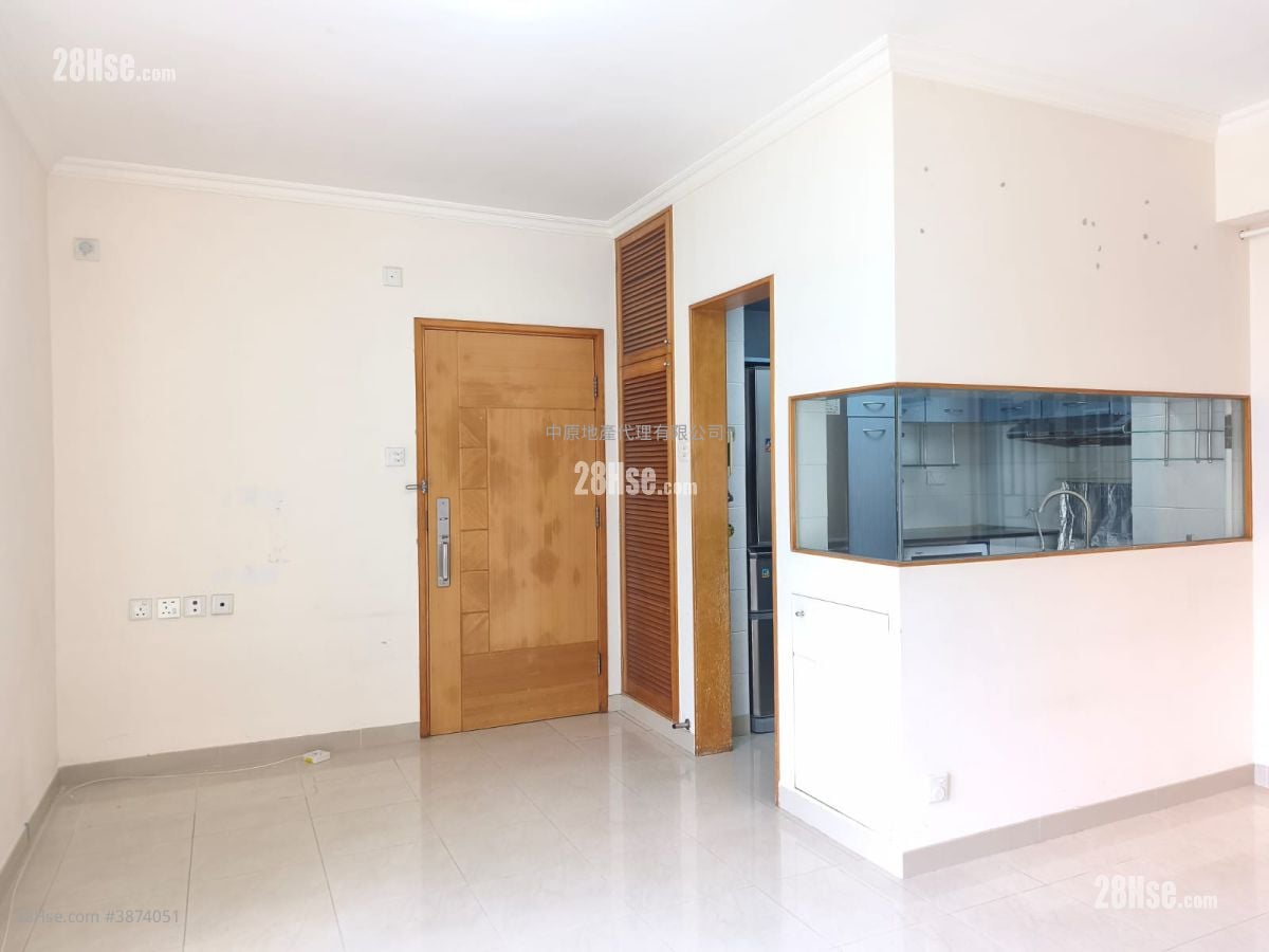 Tsuen King Garden Sell 3 Bedrooms 577 ft²