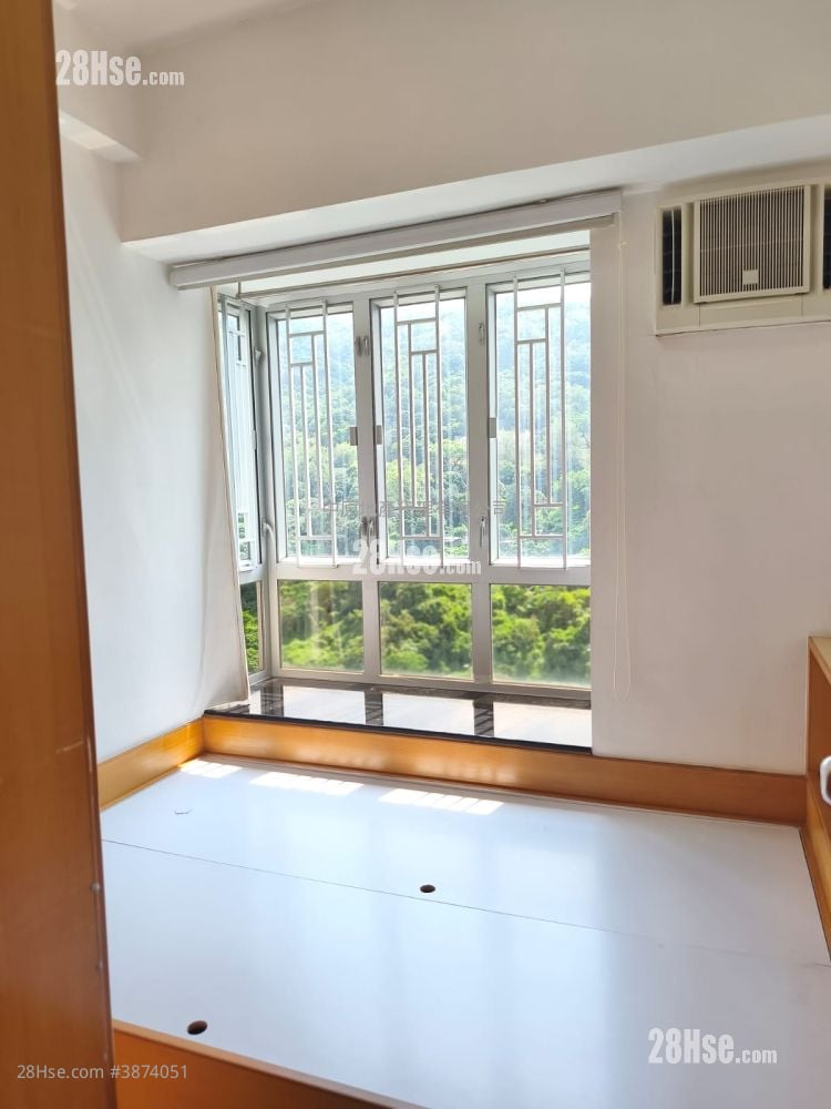 Tsuen King Garden Sell 3 Bedrooms 577 ft²
