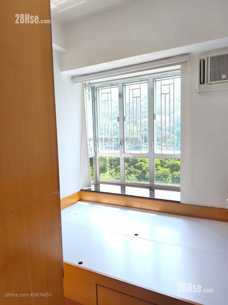Tsuen King Garden Sell 3 Bedrooms 577 ft²