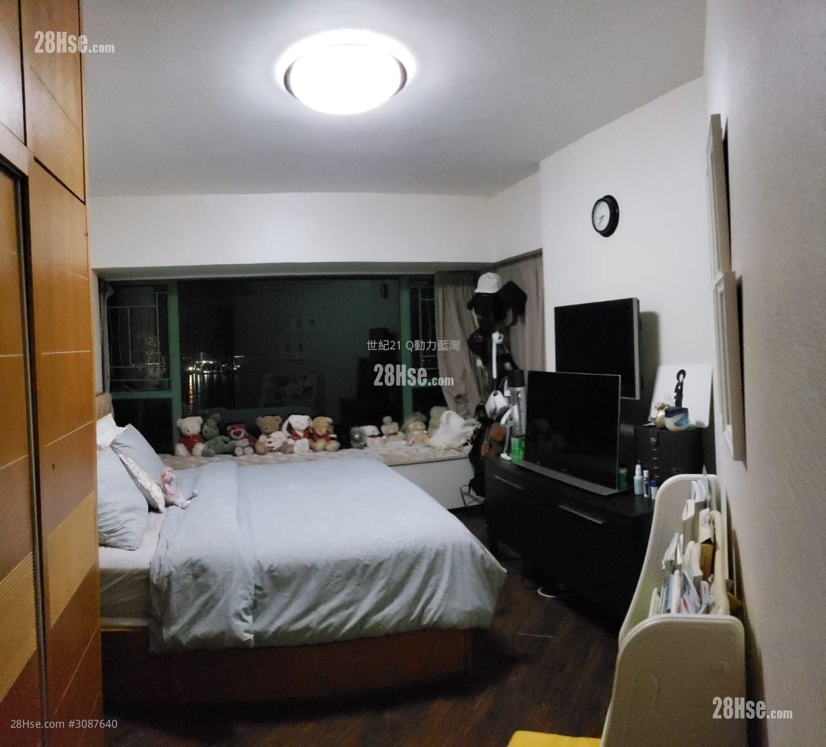 Island Resort Sell 3 Bedrooms , 2 Bathrooms 811 ft²