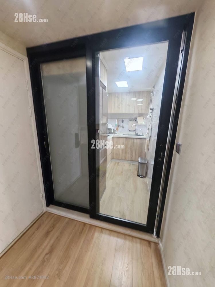 Ping Yan Court Sell 2 Bedrooms 448 ft²