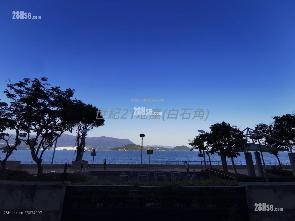 Providence Bay Rental 4 Bedrooms , 2 Bathrooms 1,696 ft²
