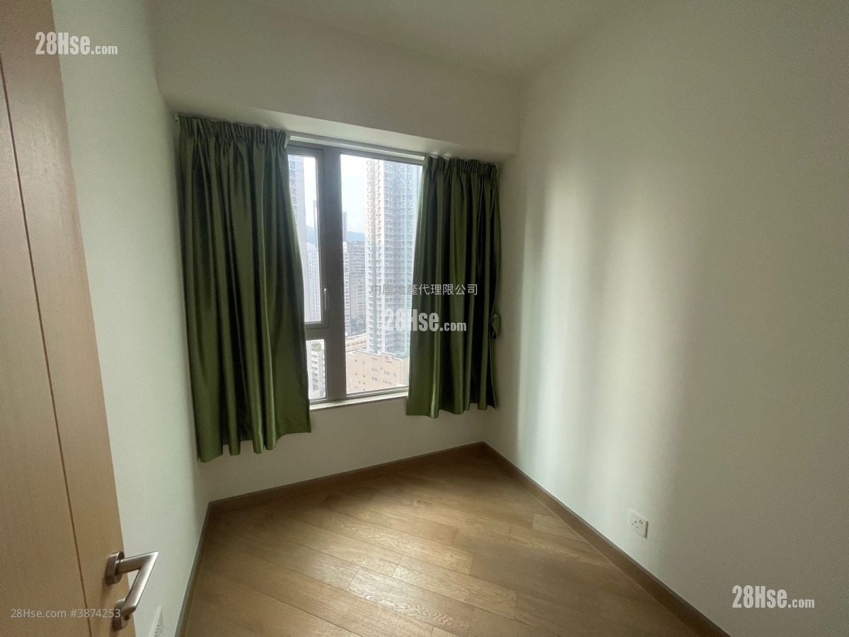 bedroom 1: Parc City Sell 2 Bedrooms , 1 Bathroom 522 ft²