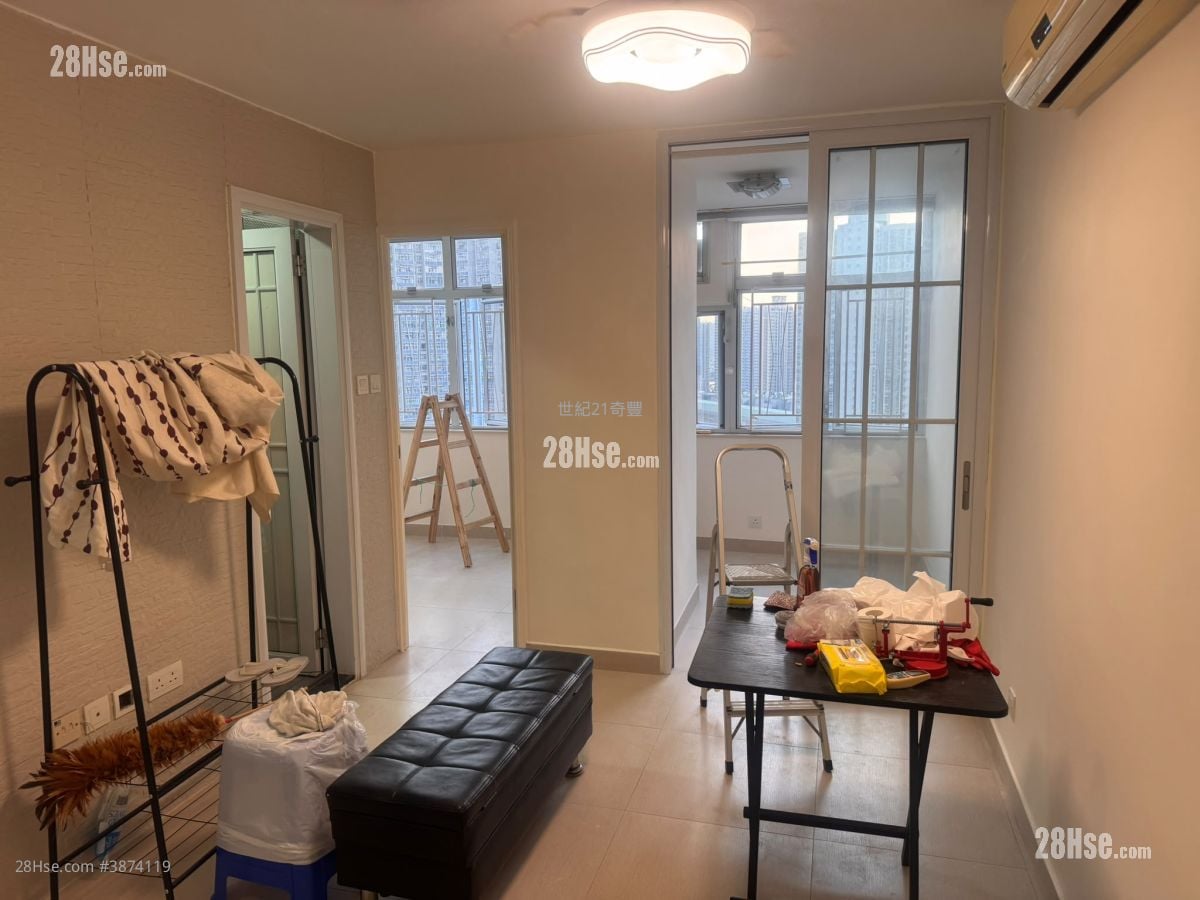 Hang On House Sell 2 Bedrooms , 1 Bathroom 381 ft²