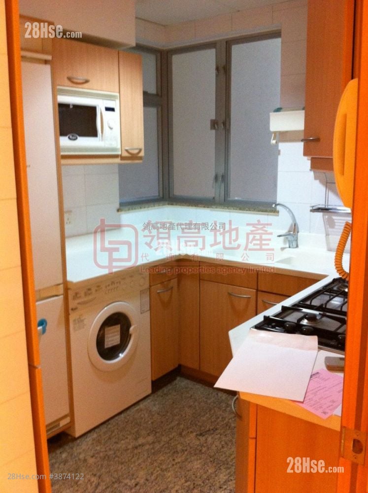 The Waterfront Rental 3 Bedrooms , 2 Bathrooms 948 ft²