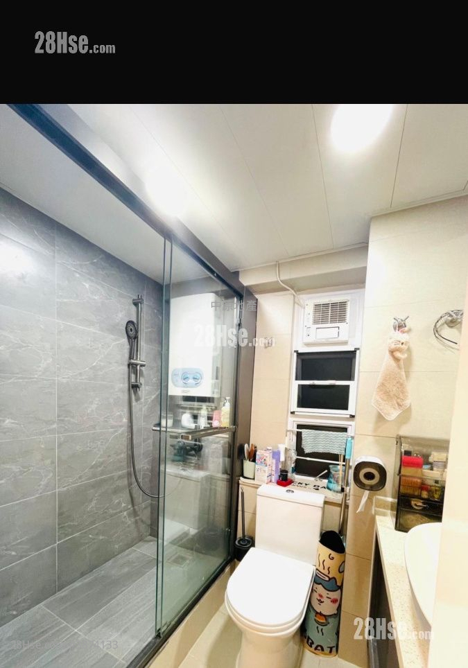 New Kwai Fong Gardens Sell 2 Bedrooms 408 ft²