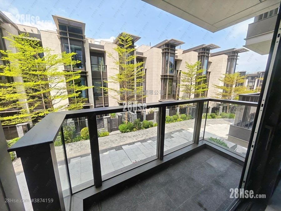 Villa Lucca Rental 1,074 ft²