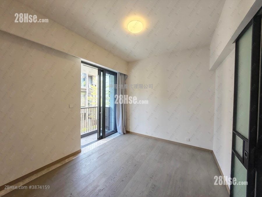 Villa Lucca Rental 1,074 ft²