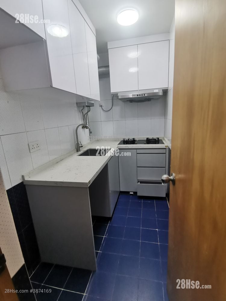 Kai Tin Tower Rental 2 Bedrooms , 1 Bathroom 469 ft²
