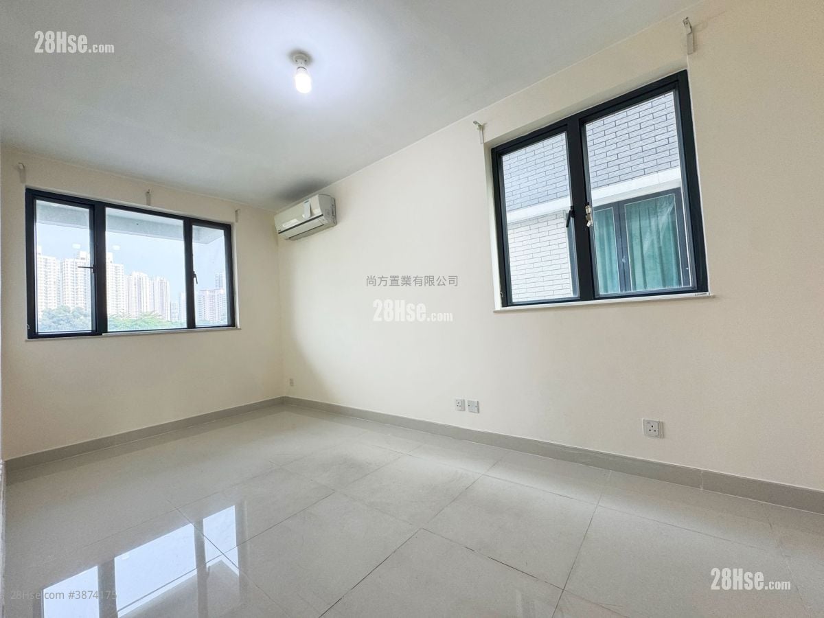 Village Rental 3 Bedrooms , 1 Bathroom 700 ft²