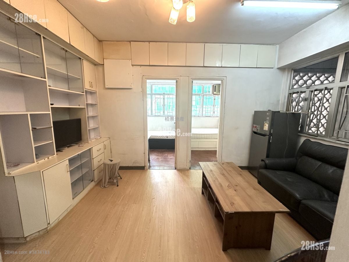 Wing Hing Building Sell 2 Bedrooms , 1 Bathroom 357 ft²