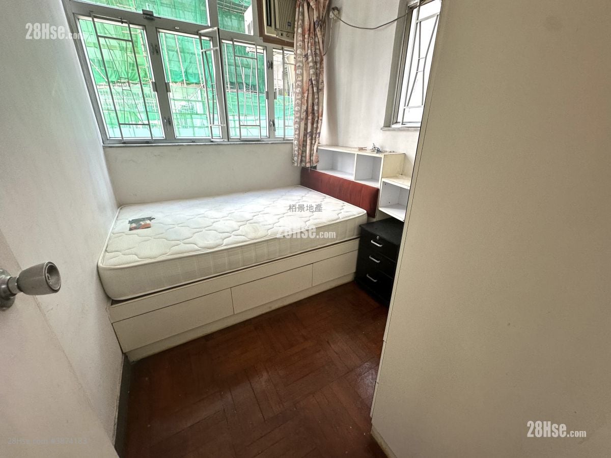Wing Hing Building Sell 2 Bedrooms , 1 Bathroom 357 ft²