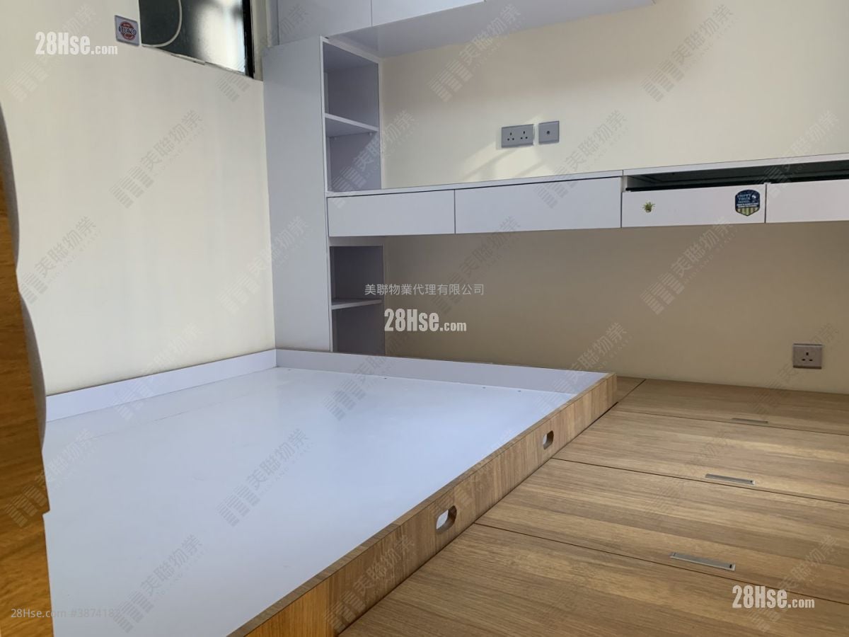 Parc Oasis Rental 3 Bedrooms , 2 Bathrooms 559 ft²