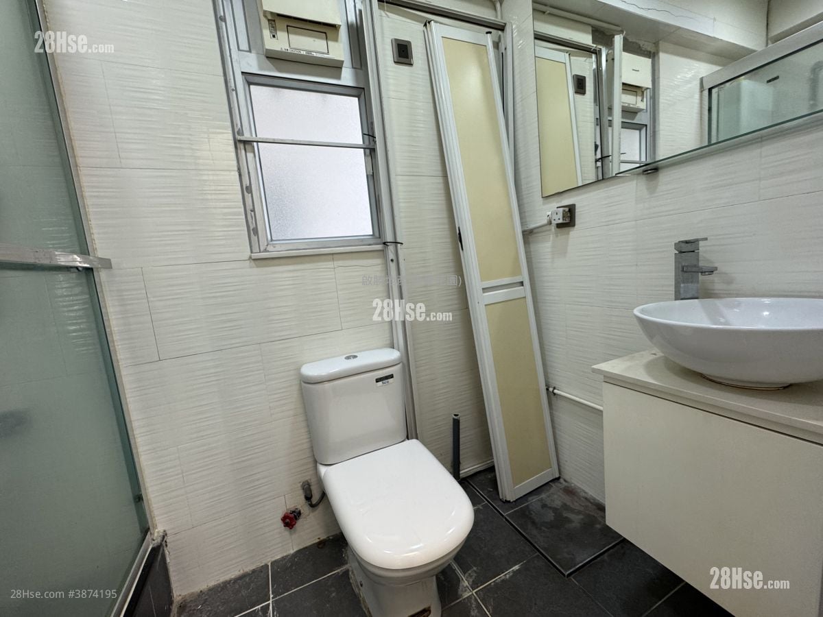Mayfair Gardens Sell 2 Bedrooms 401 ft²
