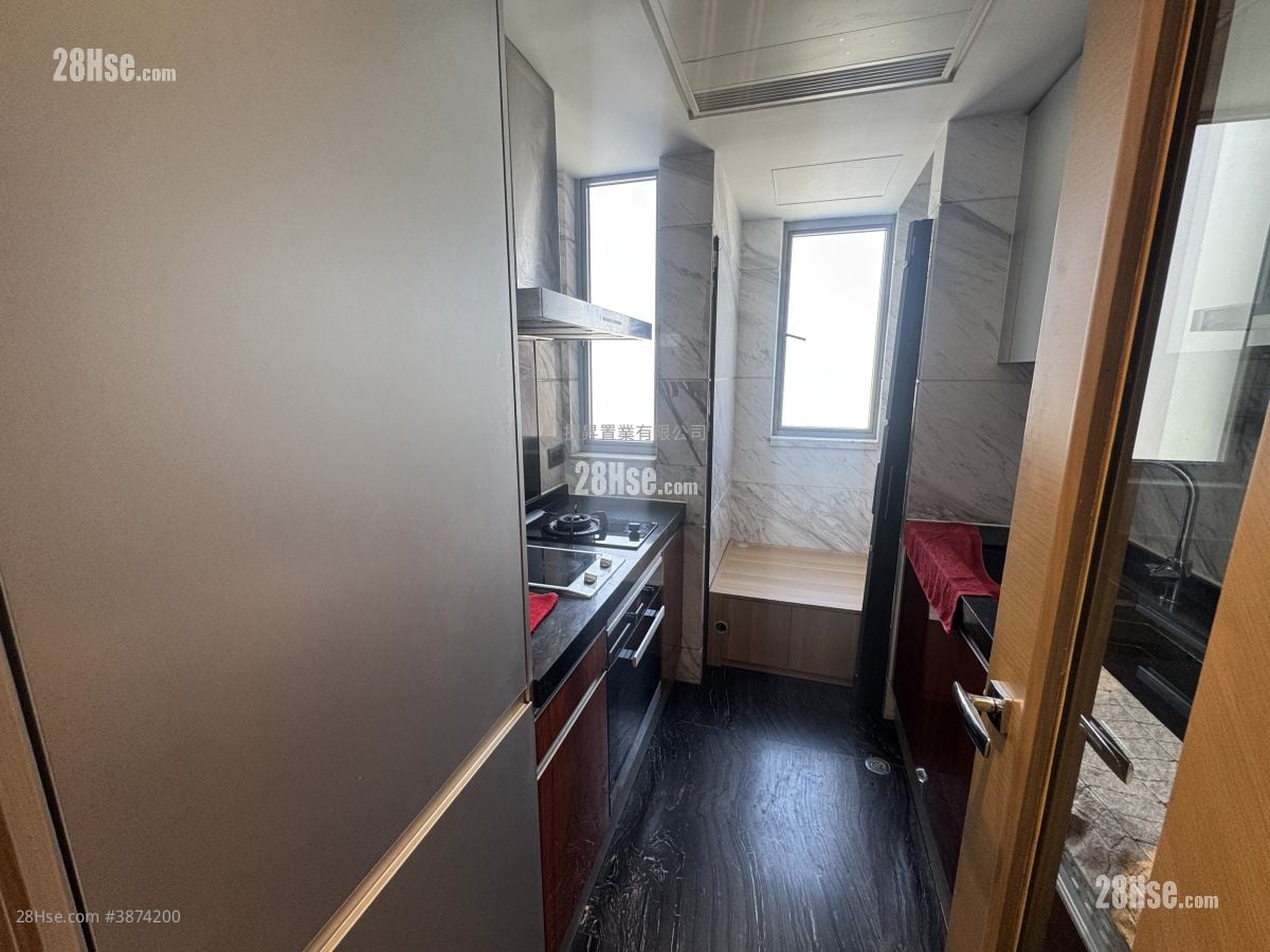 Stars By The Harbour Sell 4 Bedrooms , 2 Bathrooms 731 ft²