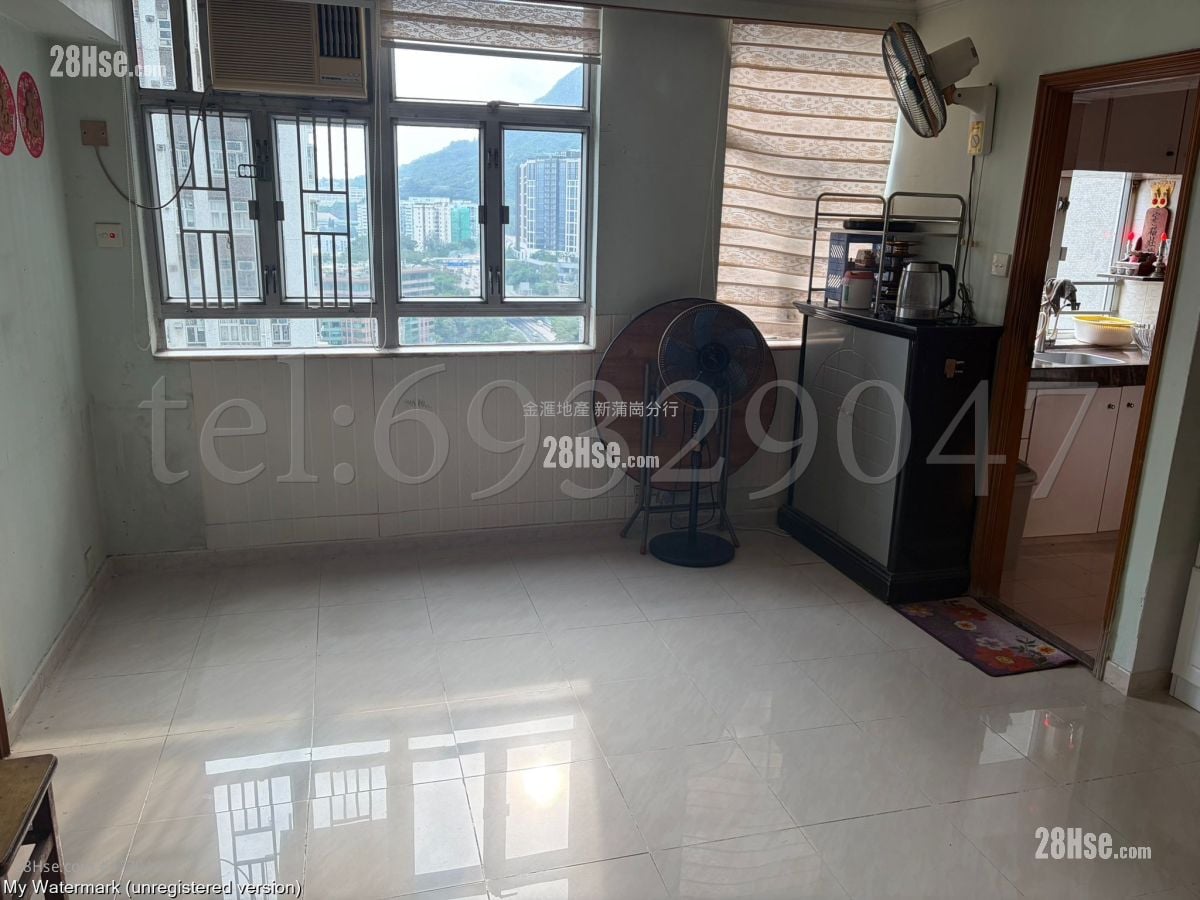 Tin Ma Court Sell 2 Bedrooms , 1 Bathroom 415 ft²