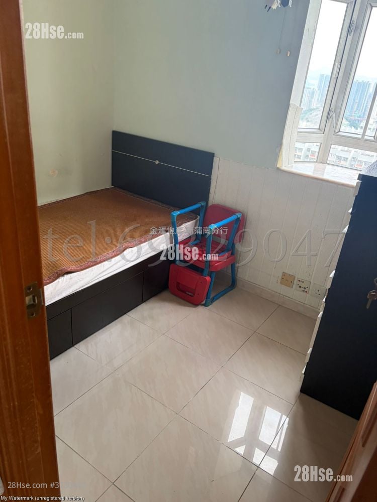 Tin Ma Court Sell 2 Bedrooms , 1 Bathroom 415 ft²