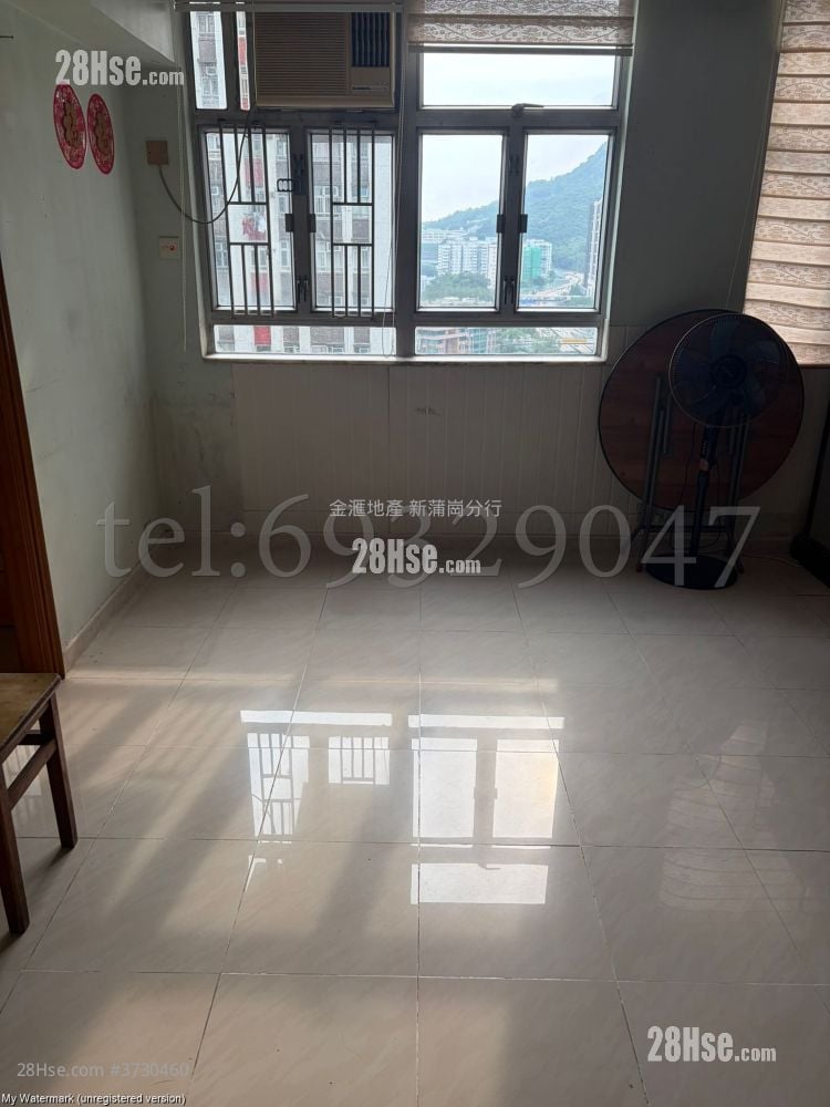 Tin Ma Court Sell 2 Bedrooms , 1 Bathroom 415 ft²