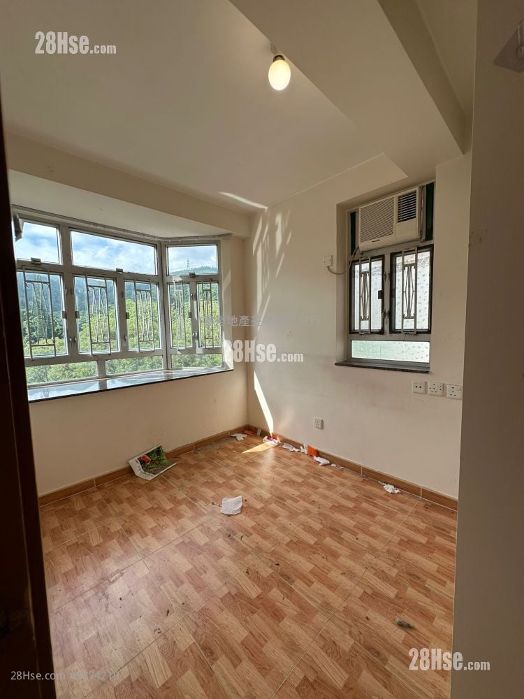 Tsuen Wan Centre Rental 2 Bedrooms 374 ft²