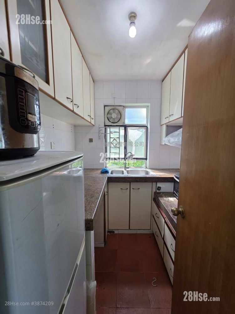 Village Sell 1 Bedroom , 1 Bathroom 392 ft²