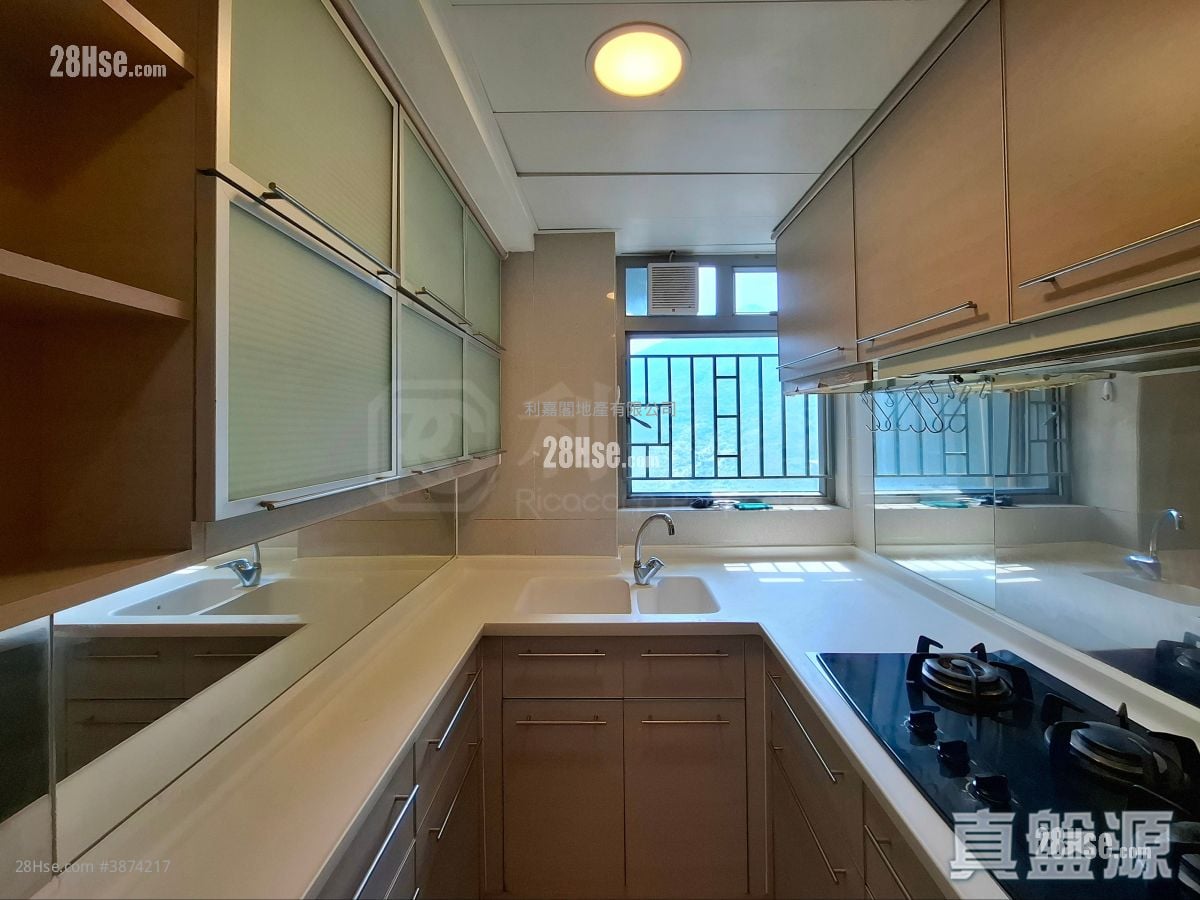Caribbean Coast Sell 3 Bedrooms , 2 Bathrooms 749 ft²