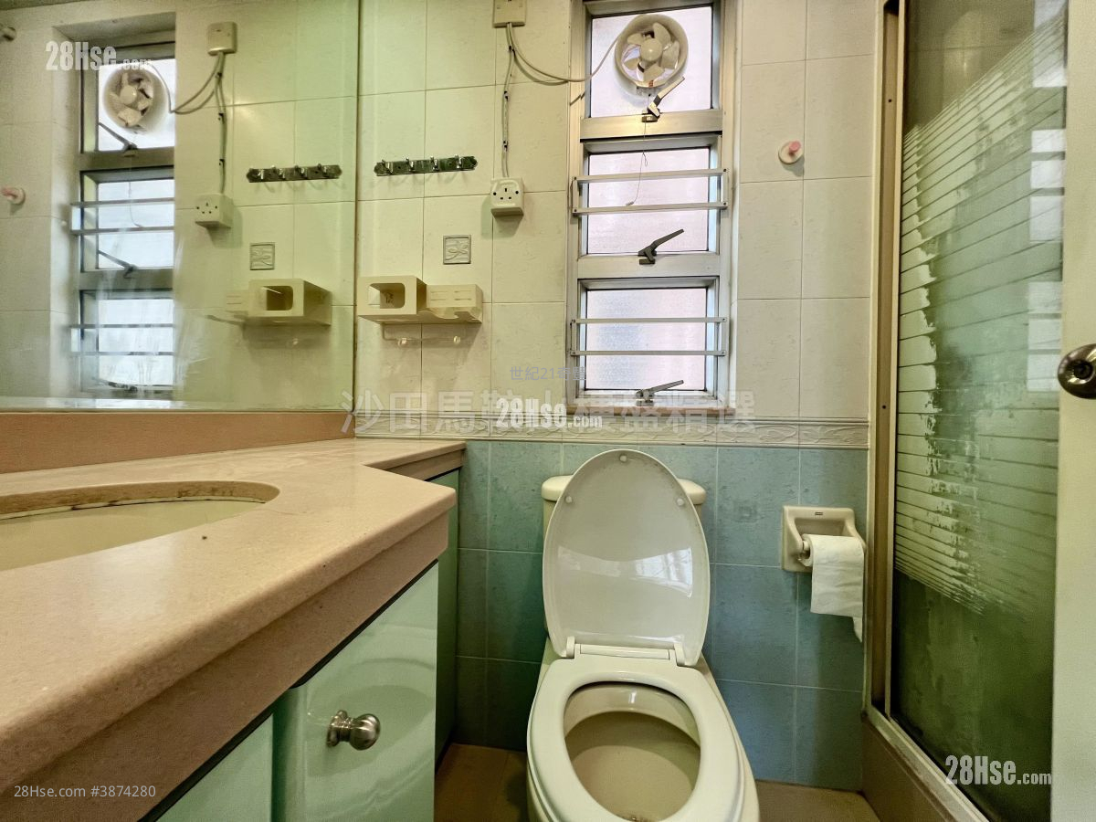Sunshine City Sell 2 Bedrooms , 1 Bathroom 337 ft²