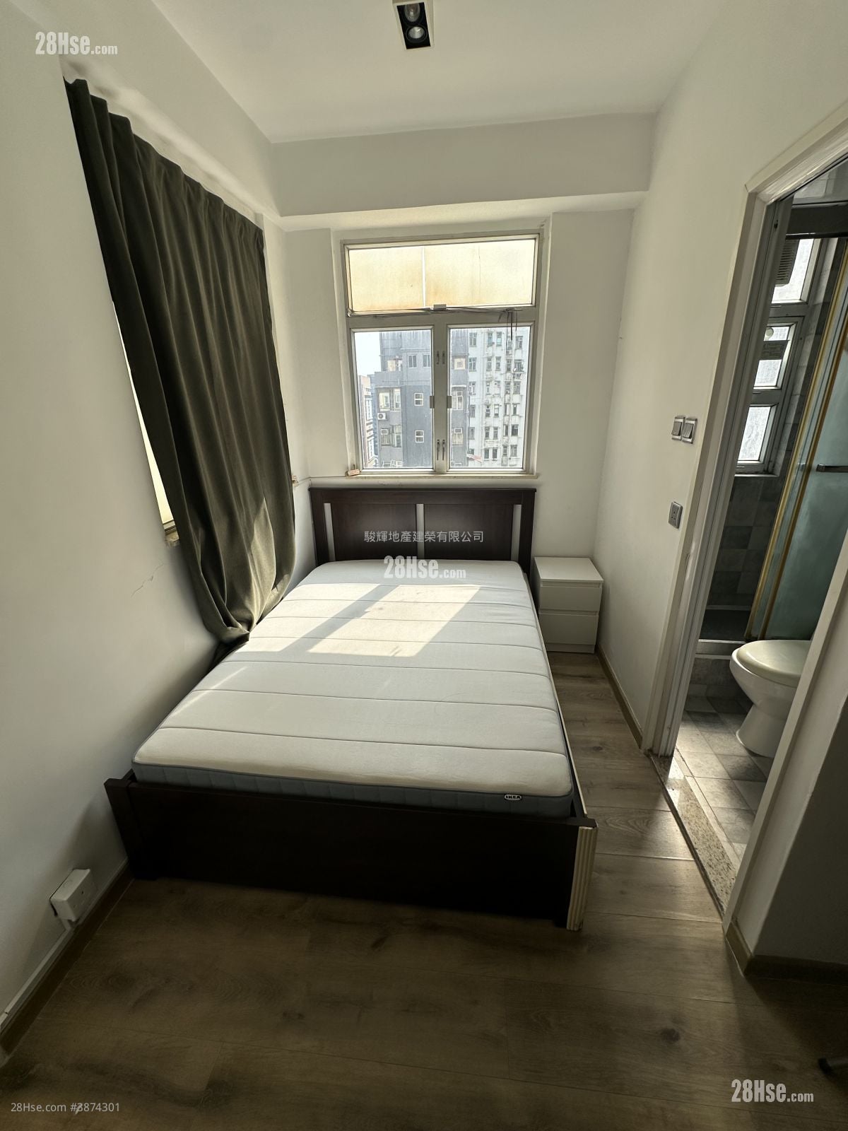 Winfield Building Rental Studio , 1 Bathroom 189 ft²
