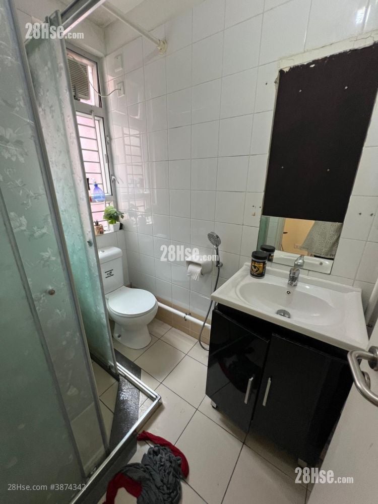 Ping Yan Court Sell 1 Bedroom 384 ft²