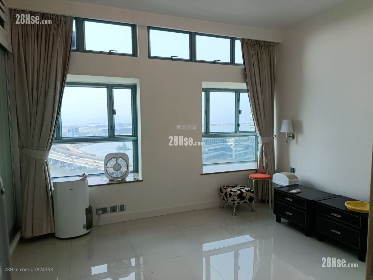 Tung Chung Crescent Rental 2 Bedrooms , 2 Bathrooms 813 ft²