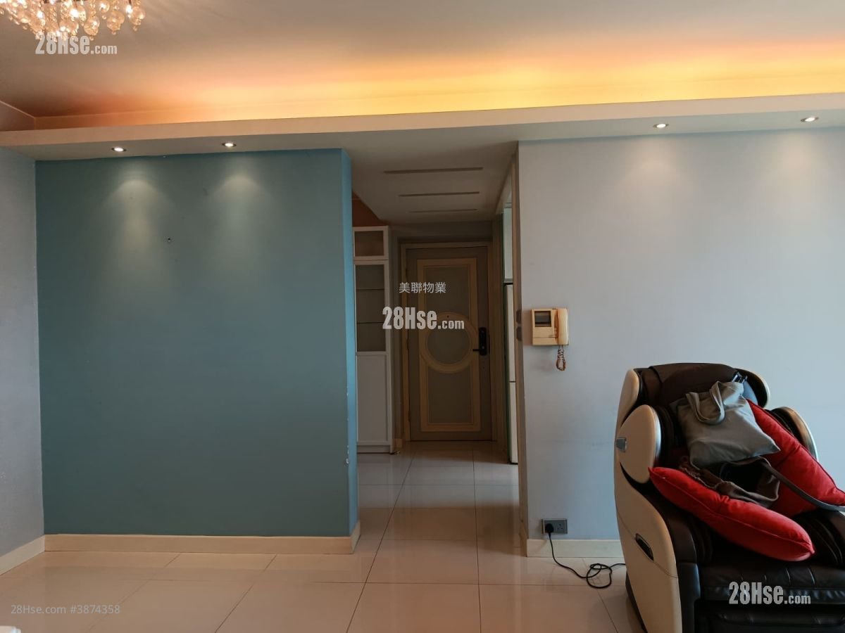 Tung Chung Crescent Rental 2 Bedrooms , 2 Bathrooms 813 ft²