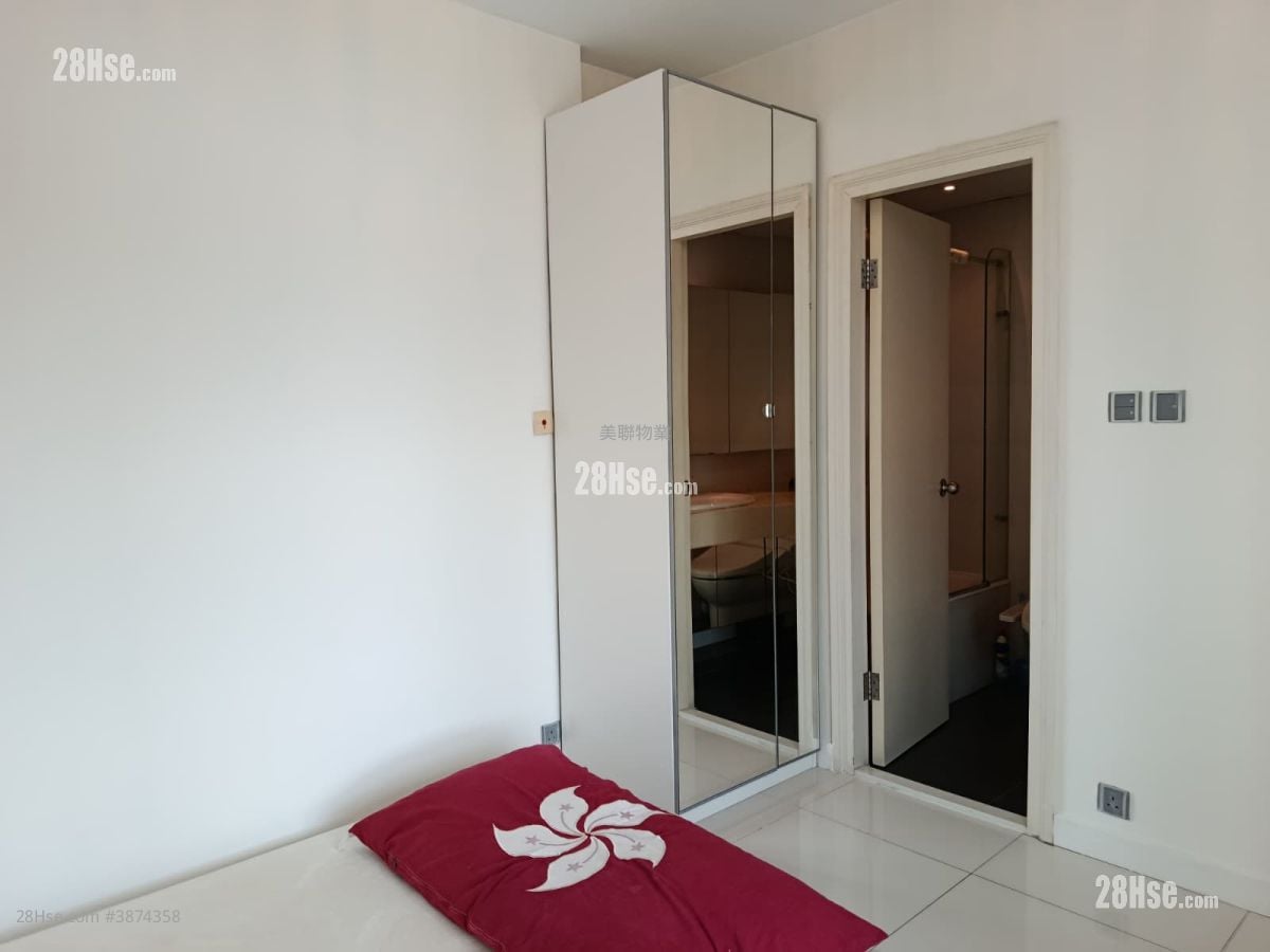 Tung Chung Crescent Rental 2 Bedrooms , 2 Bathrooms 813 ft²