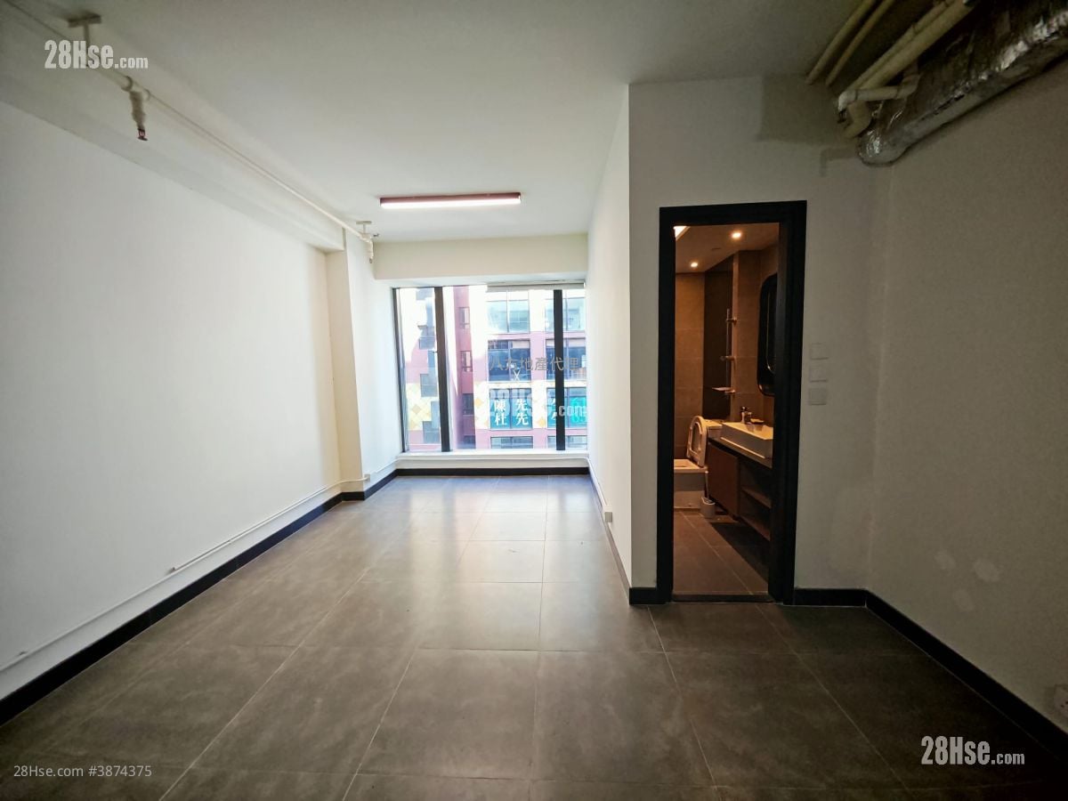 Core 45 Rental Studio , 1 Toilet 564 ft²