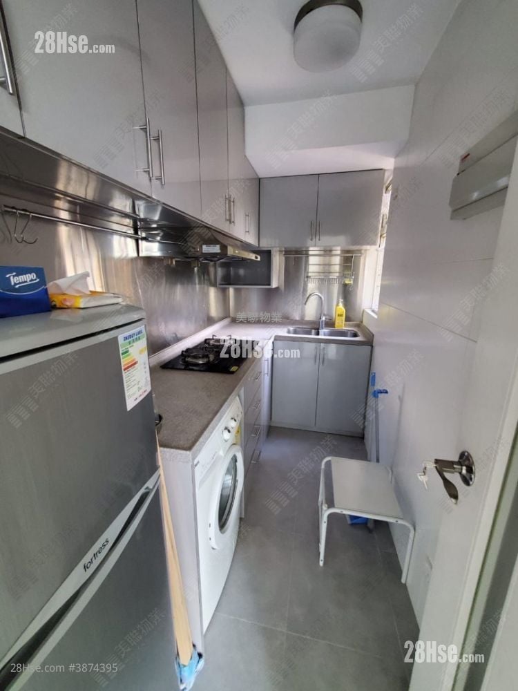 Bel Air Heights Sell 2 Bedrooms 449 ft²