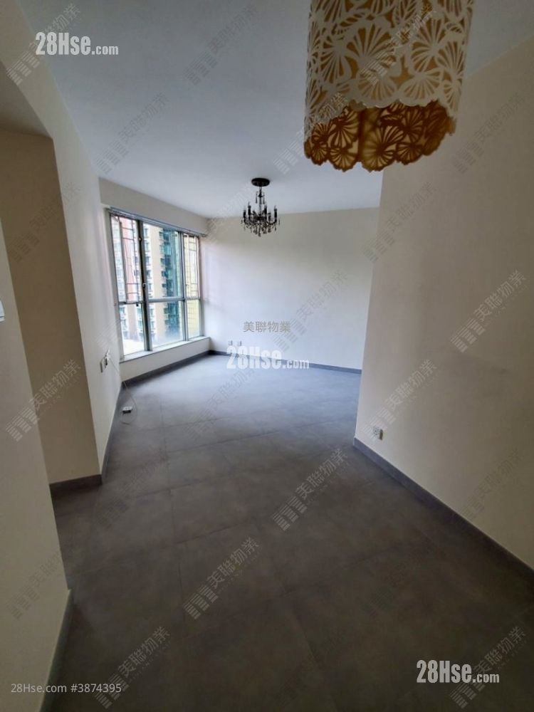 Bel Air Heights Sell 2 Bedrooms 449 ft²