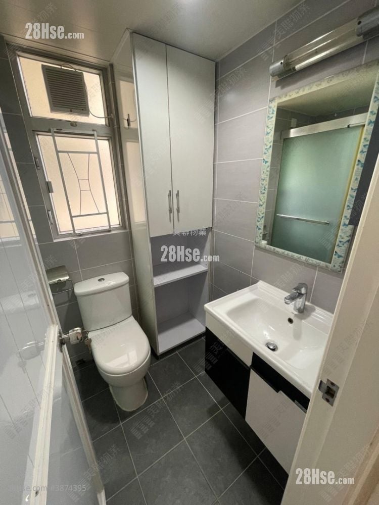 Bel Air Heights Sell 2 Bedrooms 449 ft²