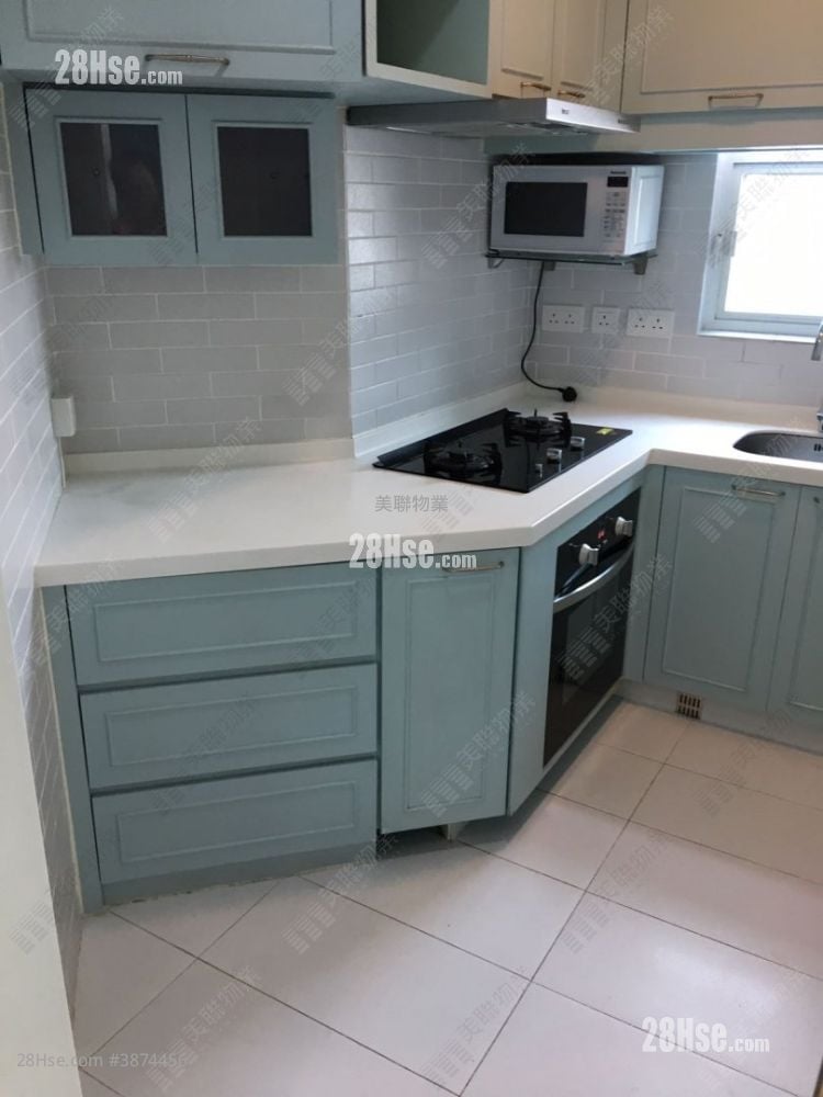 Manhattan Heights Sell 3 Bedrooms , 2 Bathrooms 714 ft²