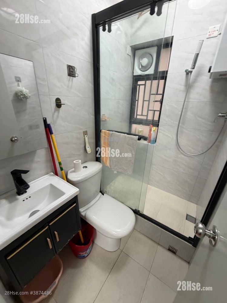 Sing Fai Building Rental 2 Bedrooms , 1 Bathroom