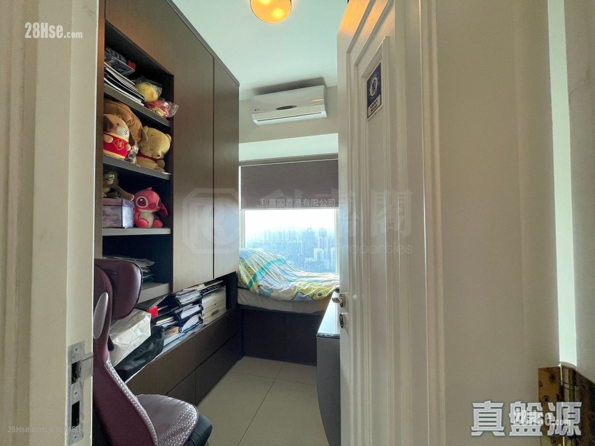 Hemera Rental 792 ft²