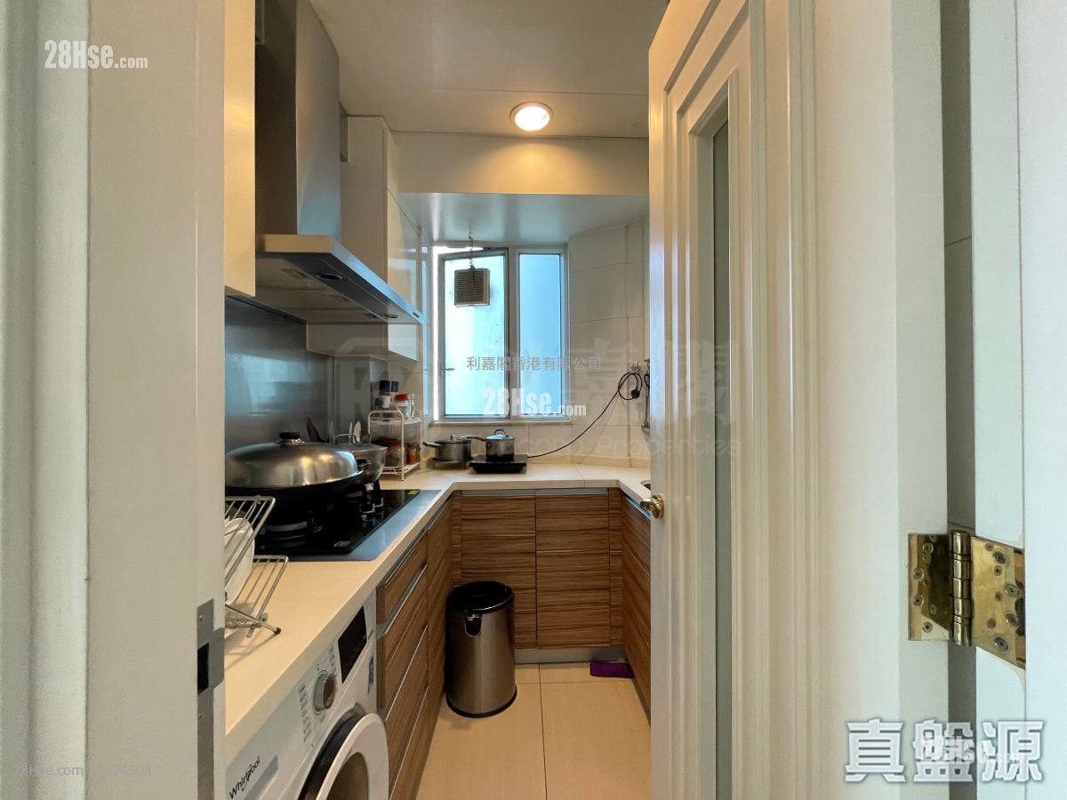 Hemera Rental 792 ft²