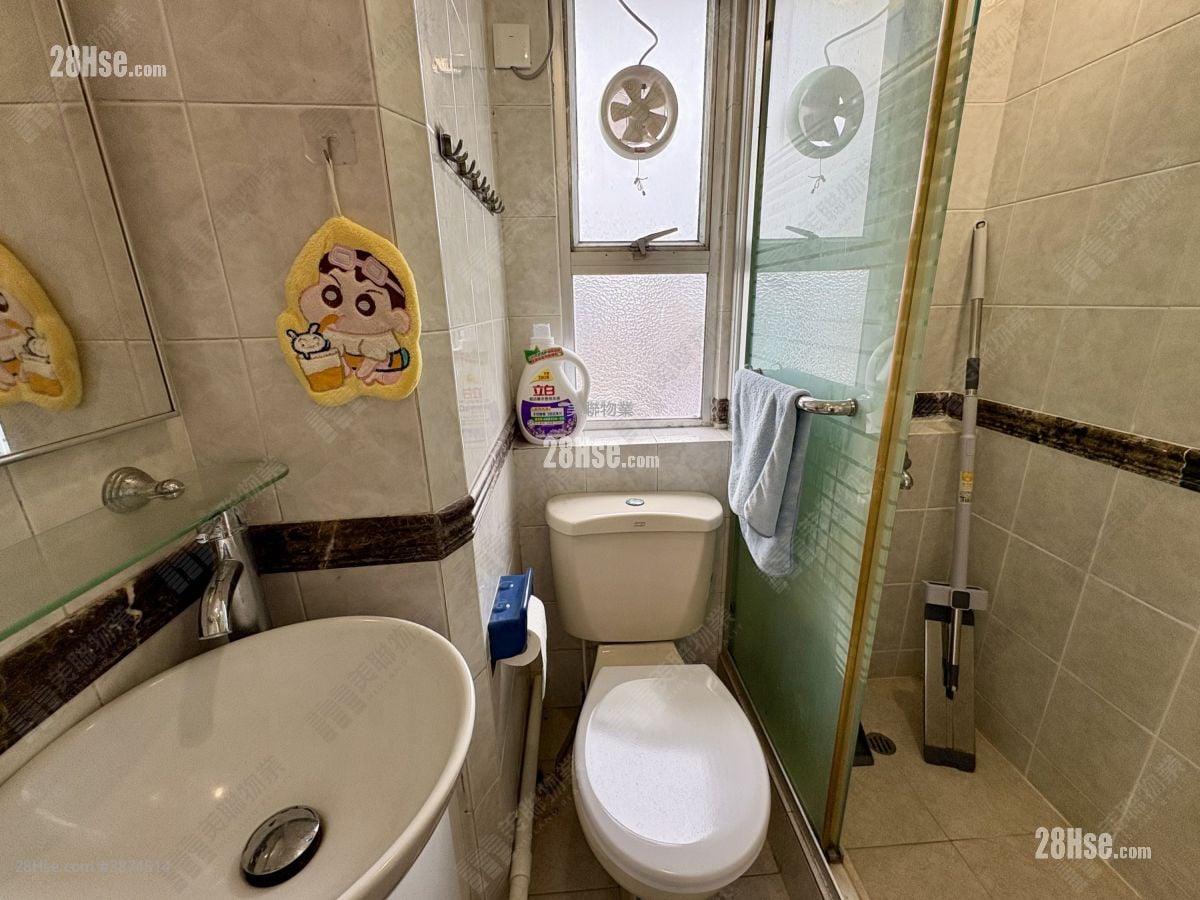 Shatin Centre Rental 2 Bedrooms , 1 Bathroom 390 ft²