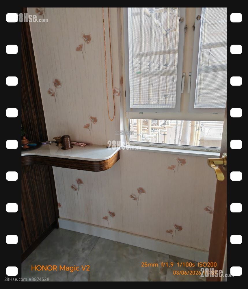 Hankow Centre Sell 4 Bedrooms , 3 Bathrooms 1,590 ft²