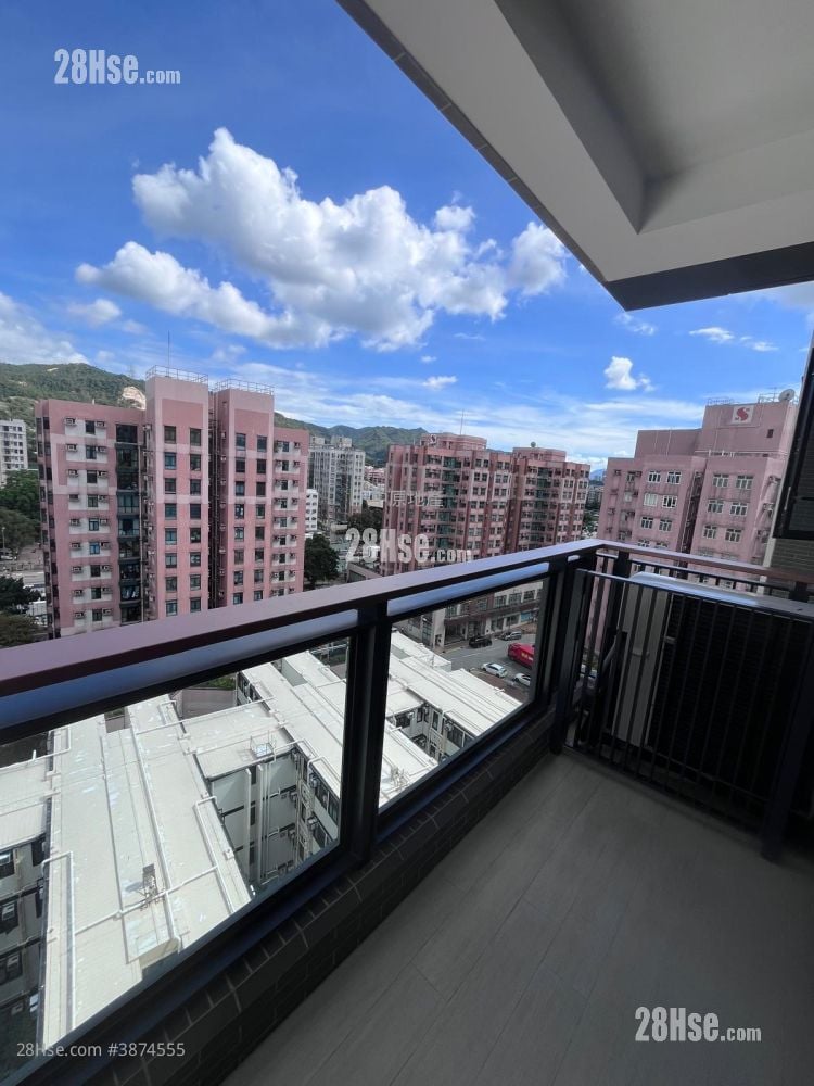 High Park Sell 1 Bedroom 320 ft²