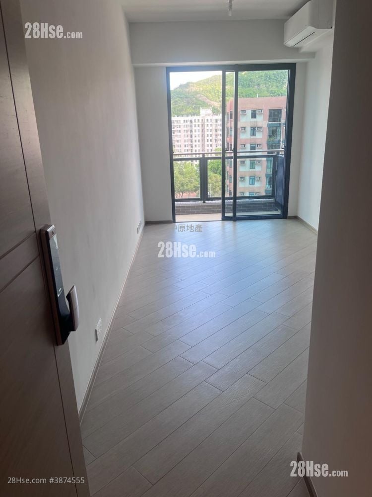 High Park Sell 1 Bedroom 320 ft²