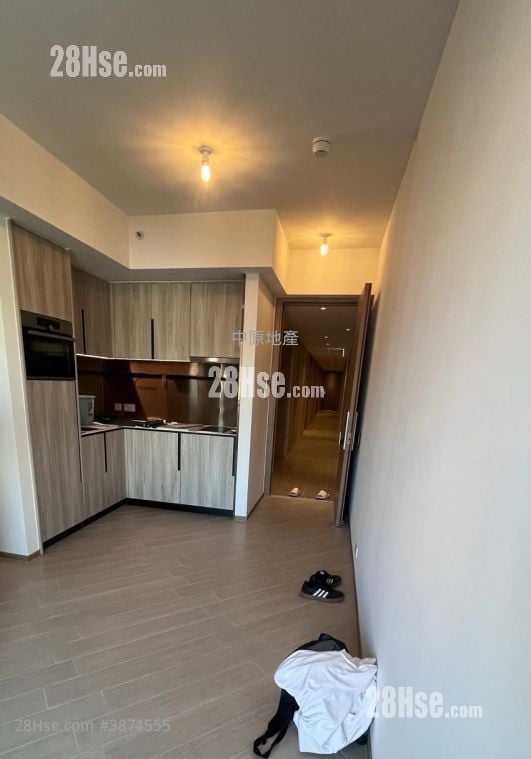 High Park Sell 1 Bedroom 320 ft²