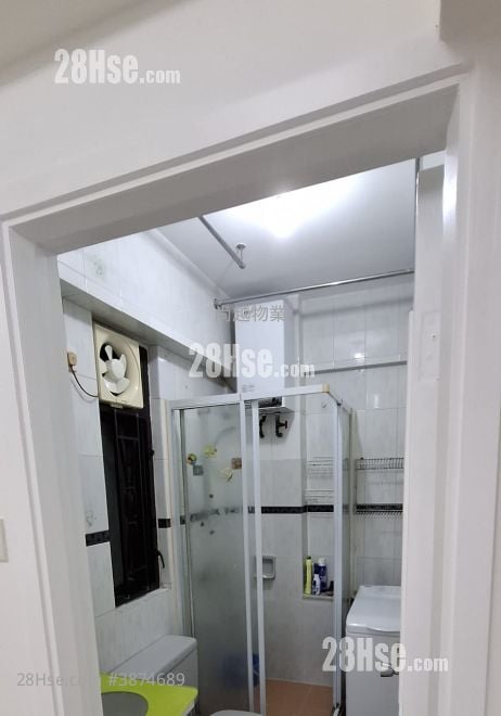 True Light Building Rental 2 Bedrooms , 1 Bathroom 417 ft²