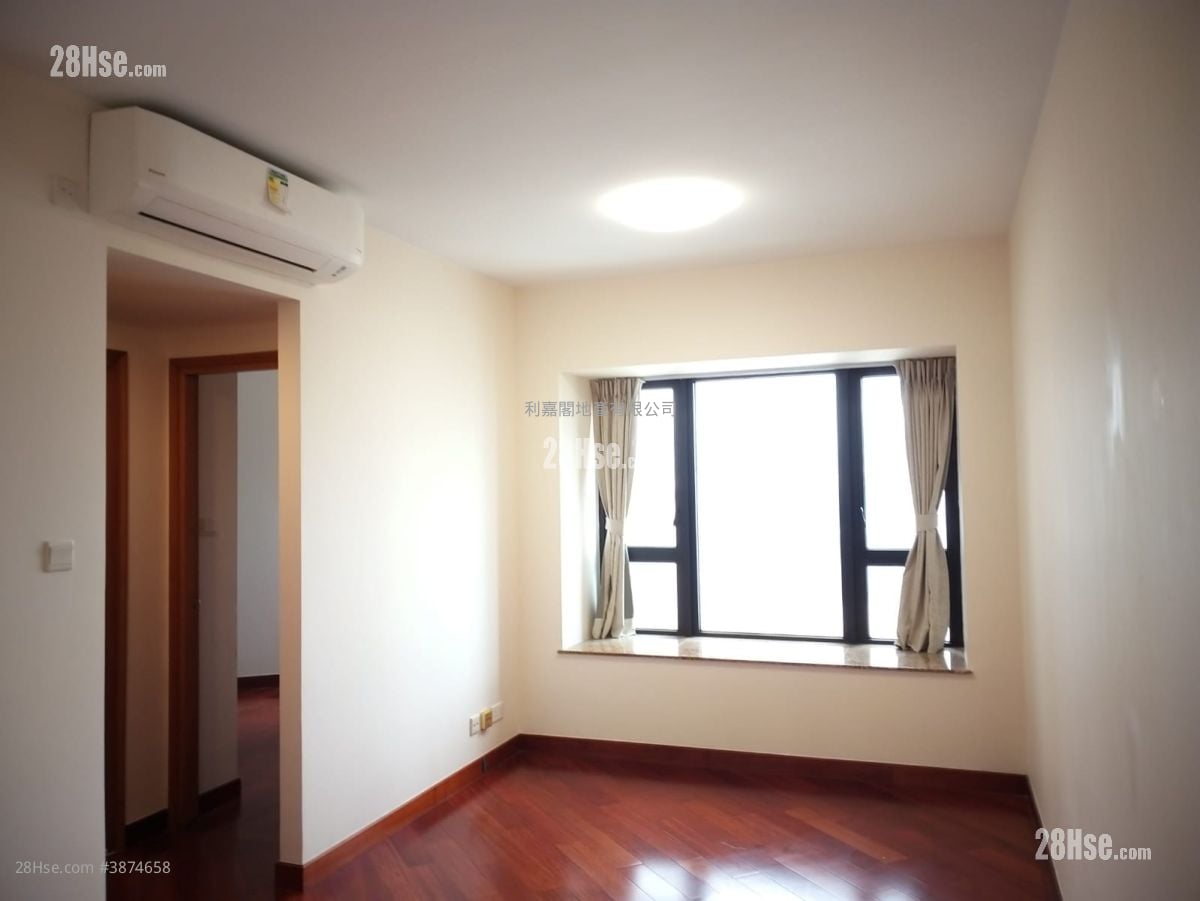 The Arch Sell 1 Bedroom , 1 Bathroom 395 ft²