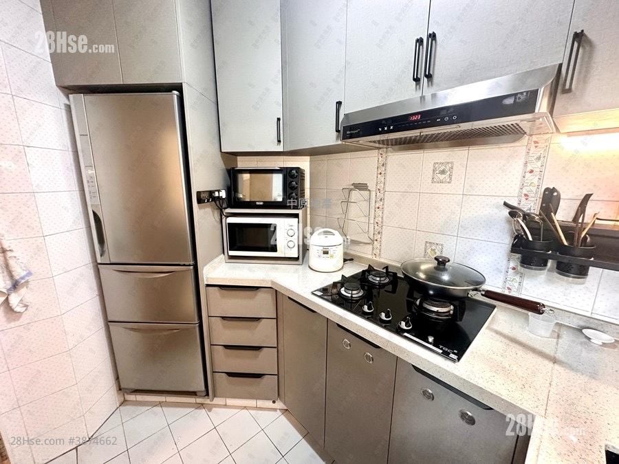 Kingswood Villas Sell 2 Bedrooms 446 ft²