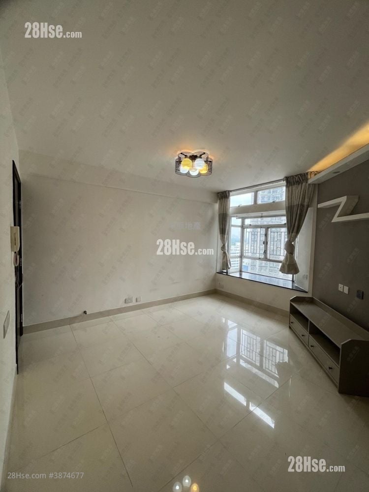 Kingswood Villas Sell 3 Bedrooms 630 ft²